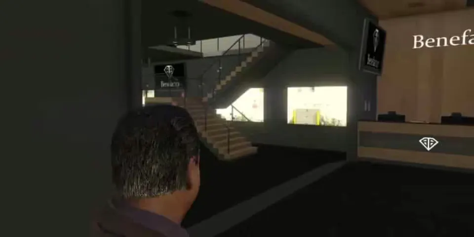 Vinewood Car Showroom FiveM resource preview 2
